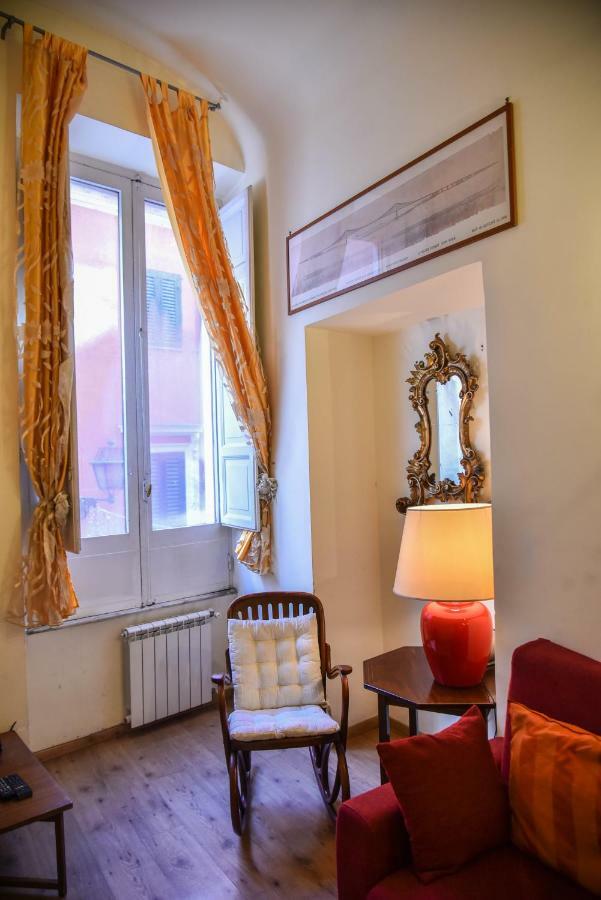 Stylish Apartment In Central Rome "Centro Storico" エクステリア 写真